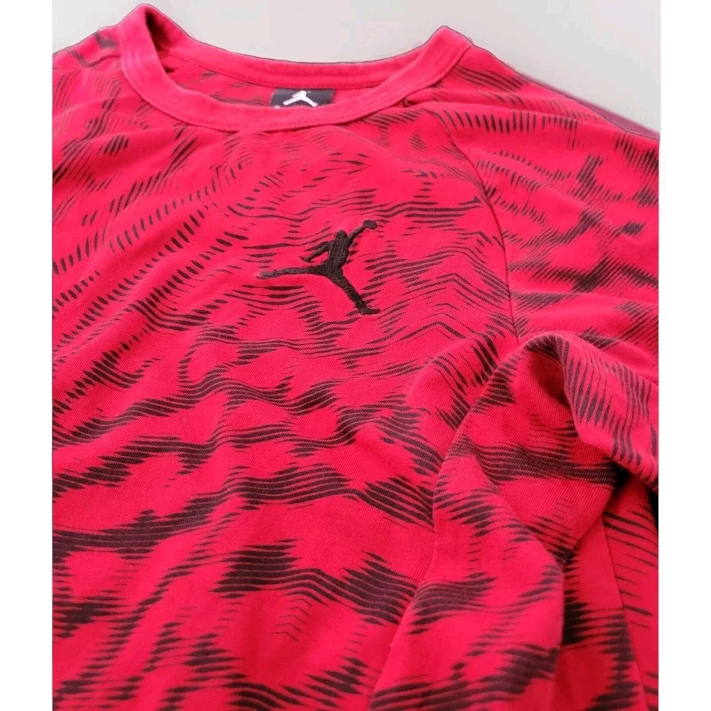 Nike Air Jordan Elephant Print Red T Shirt Mens Sz‎ Small Jumpman Drifit Active